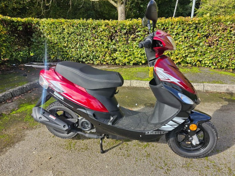 AJS DIGITA E5 (2025)