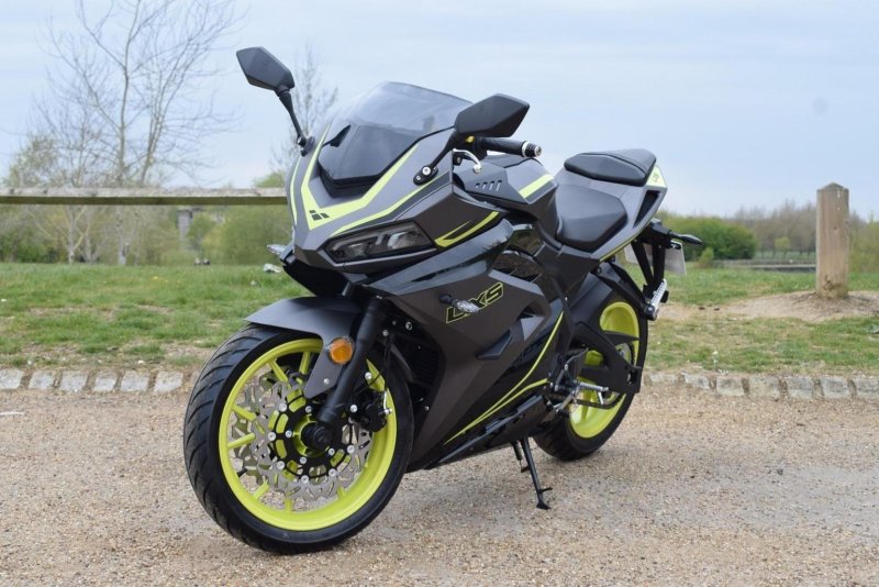 LEXMOTO LXS LXS 125 EURO 5 (2025)