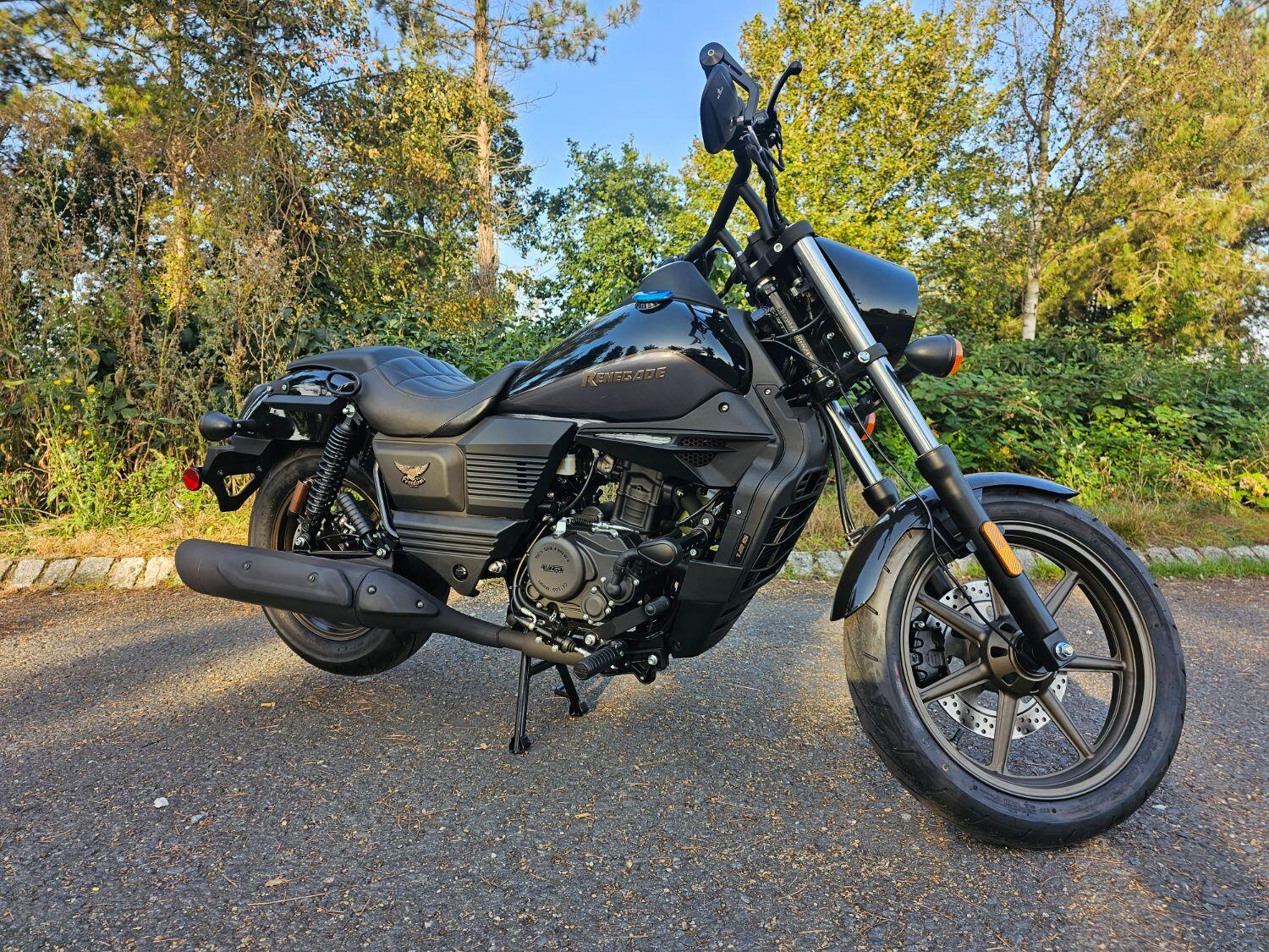 Um commando bike price deals